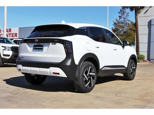 2025 Nissan Kicks SV