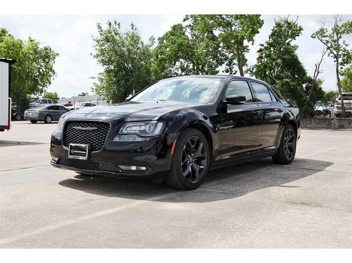 2022 Chrysler 300 S