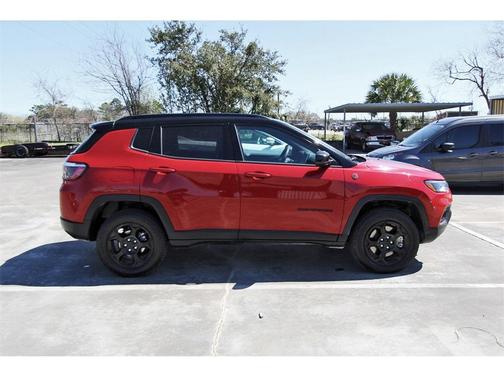 2023 Jeep Compass Trailhawk
