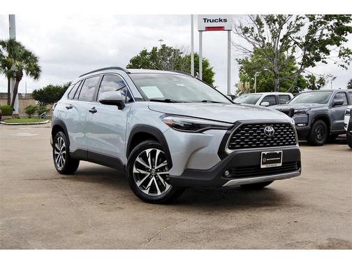 2023 Toyota Corolla Cross XLE
