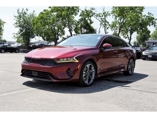 2023 Kia K5 EX