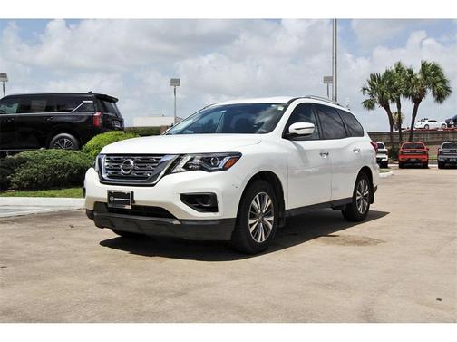 2020 Nissan Pathfinder S