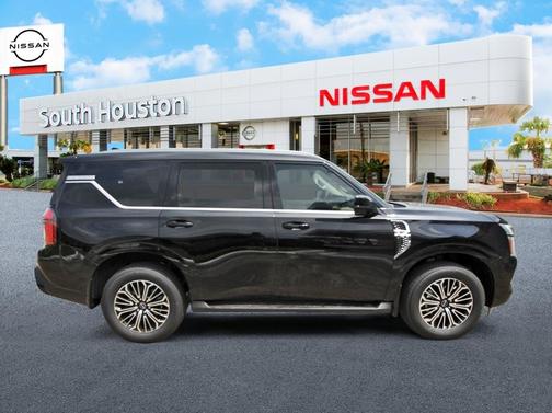 2025 Nissan Armada Platinum