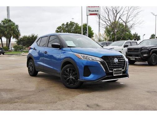 Electric Blue Metallic 2025 Nissan Kicks Play S
