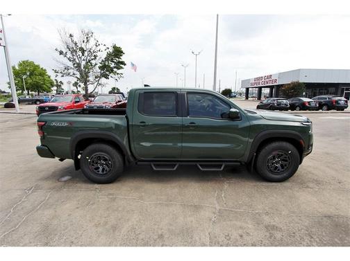 2025 Nissan Frontier PRO-X