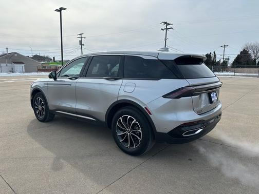 2024 Lincoln Nautilus PREMIERE