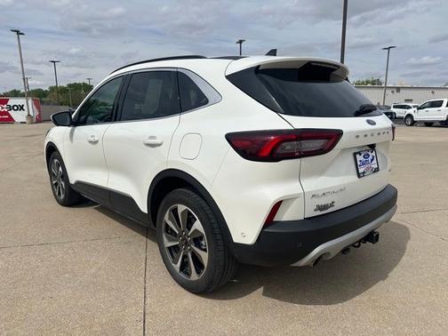 STAR WHITE METALLIC TRI-COA 2024 Ford Escape PLATINUM