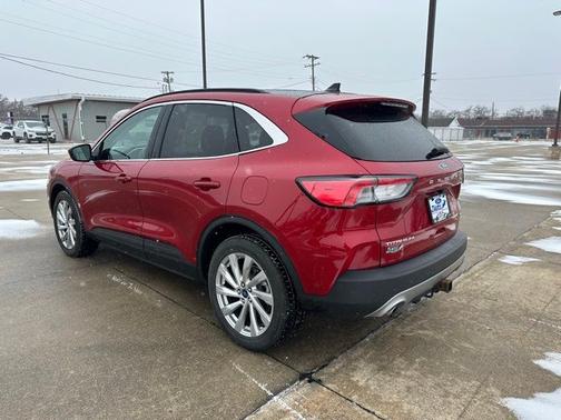 2021 Ford Escape TITANIUM
