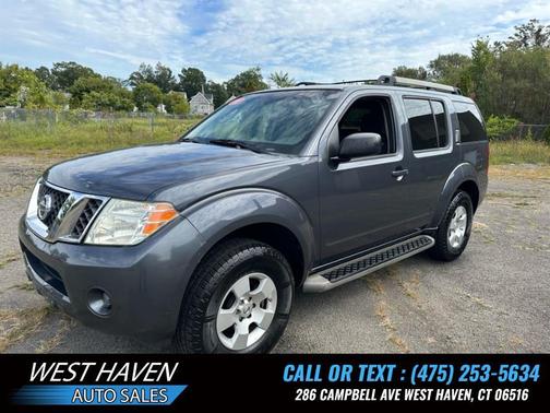 2011 Nissan Pathfinder S