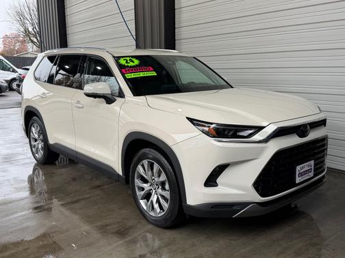 2024 Toyota Grand Highlander Hybrid XLE