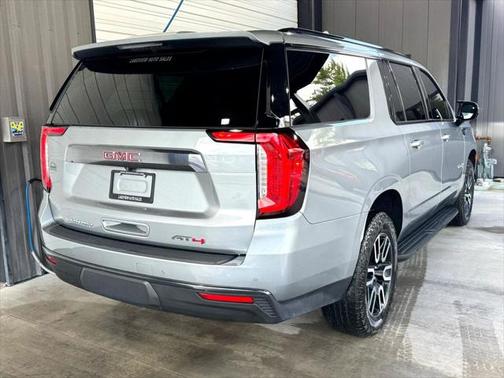 2024 GMC Yukon XL 4WD AT4