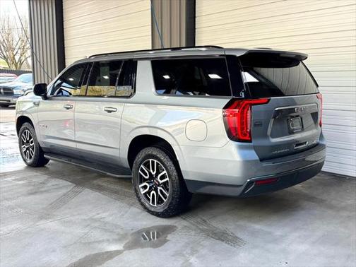 2024 GMC Yukon XL 4WD AT4
