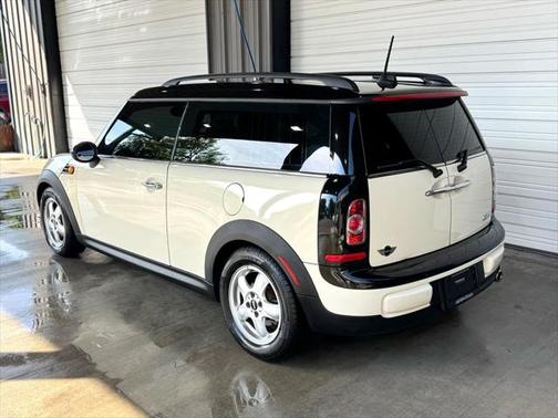 2011 MINI Cooper Clubman Base