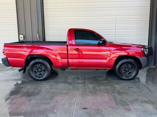 2014 Toyota Tacoma Base