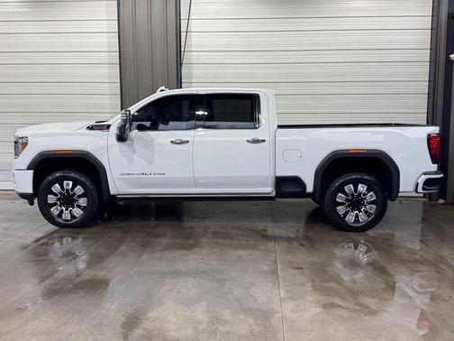 2023 GMC Sierra 2500 Denali