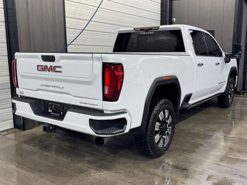 2023 GMC Sierra 2500 Denali