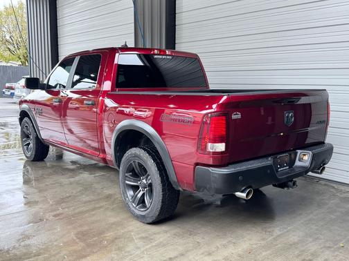 2021 RAM 1500 Classic Warlock Crew Cab 4x4 5'7' Box