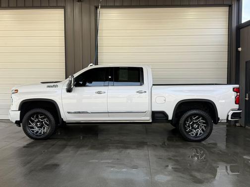 2024 Chevrolet Silverado 2500 High Country