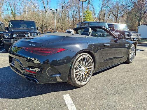 2022 Mercedes-Benz AMG SL 63 Base