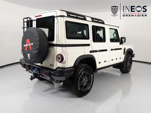 2025 INEOS Grenadier AWD