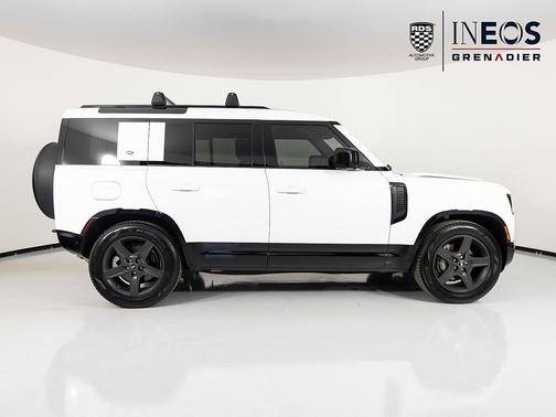 2023 Land Rover Defender 110 X-Dynamic SE