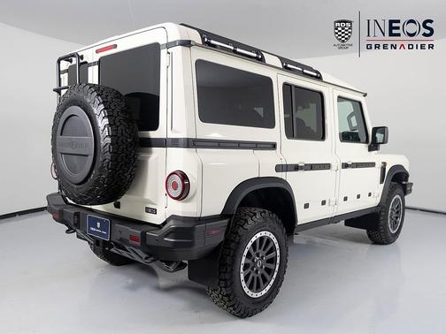 2025 INEOS Grenadier Fieldmaster