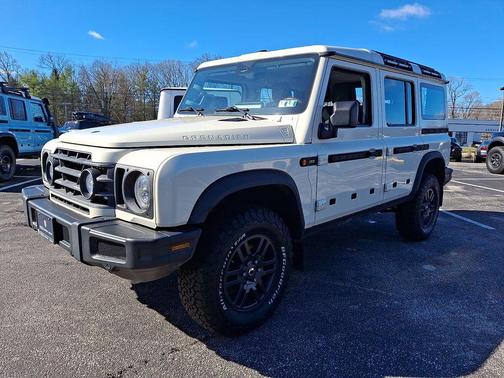 Scottish White 2026 INEOS Grenadier