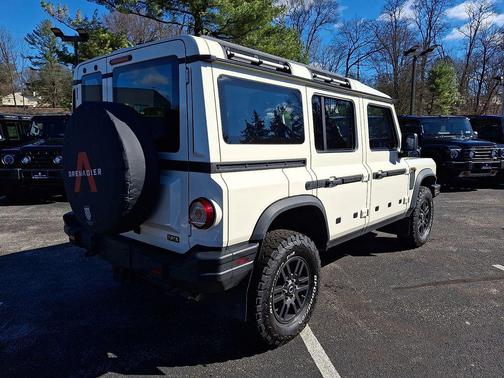 Scottish White 2026 INEOS Grenadier