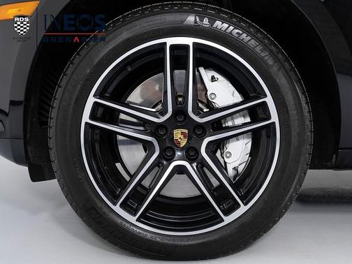 2020 Porsche Macan Turbo