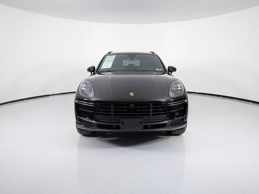 2020 Porsche Macan Turbo