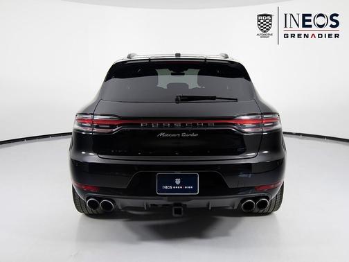 2020 Porsche Macan Turbo