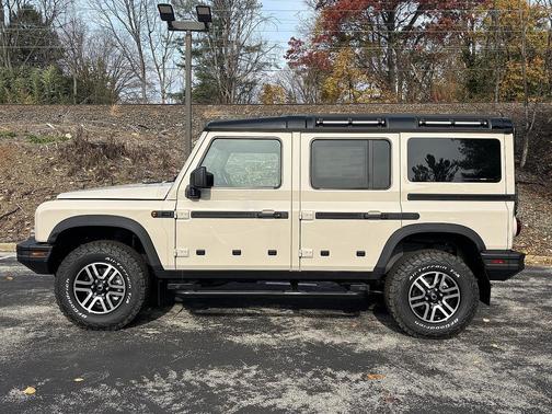 2025 INEOS Grenadier AWD