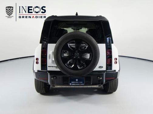 2022 Land Rover Defender 110 X-Dynamic HSE