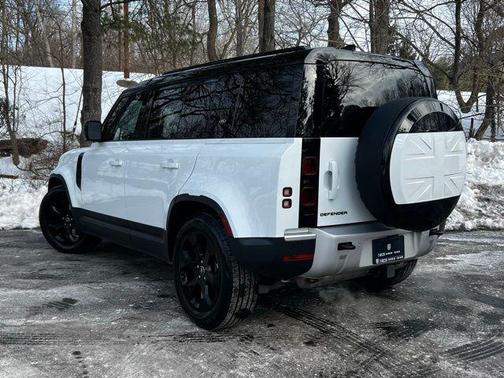 2023 Land Rover Defender 110 S