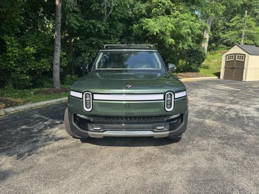 2023 Rivian R1S Adventure