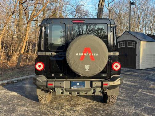 2024 INEOS Grenadier AWD