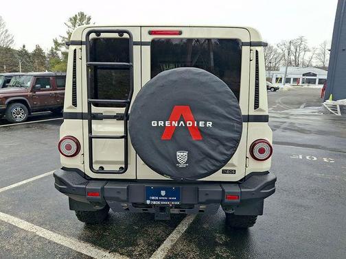 2025 INEOS Grenadier Fieldmaster
