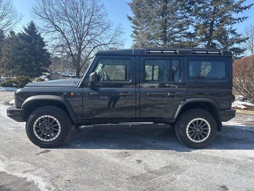 2024 INEOS Grenadier AWD