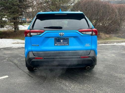 2019 Toyota RAV4 Hybrid XLE