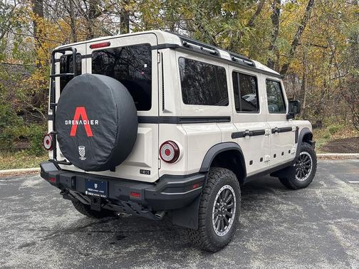 2025 INEOS Grenadier Fieldmaster