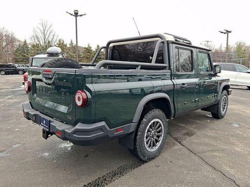 2025 INEOS Grenadier Quartermaster Fieldmaster Edition