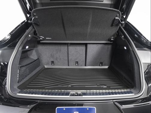 2025 Porsche Cayenne GTS