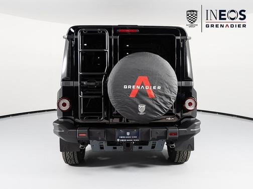 2025 INEOS Grenadier Fieldmaster