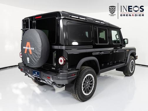 2025 INEOS Grenadier Fieldmaster