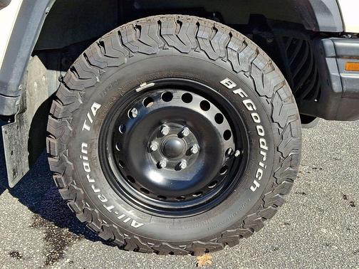 Magic Mushroom 2026 INEOS Grenadier Trialmaster Edition