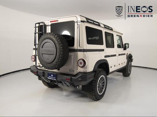 2025 INEOS Grenadier Fieldmaster