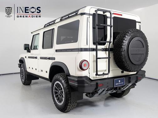 2025 INEOS Grenadier Fieldmaster