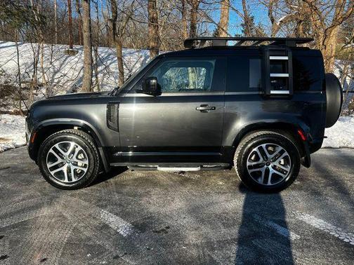 2024 Land Rover Defender 90 P400 X-Dynamic SE