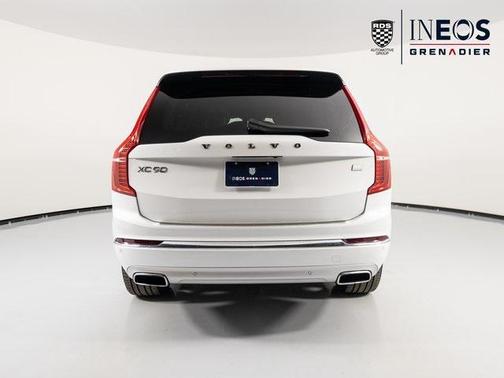 2021 Volvo XC90 Recharge Plug-In Hybrid T8 Inscription 7 Passenger