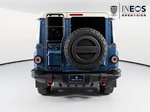 2024 INEOS Grenadier AWD